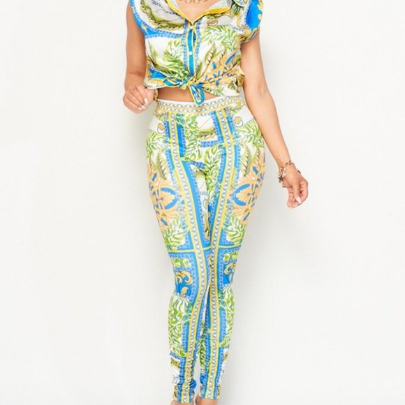 LAST ONE! 2-Piece Printed Padded Shoulder Pants Set - Picture 4 of 8